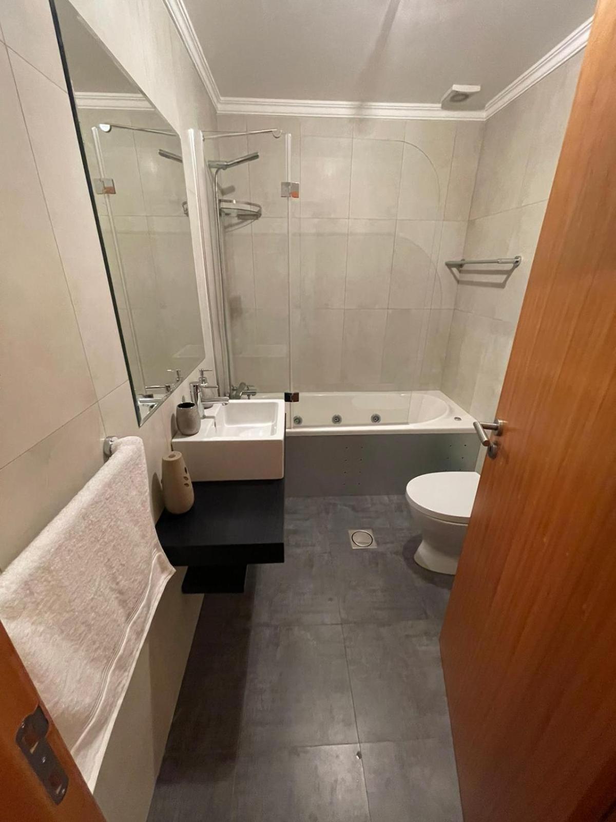 Nice And Modern Flat Near Airport Санта-Круш Екстер'єр фото